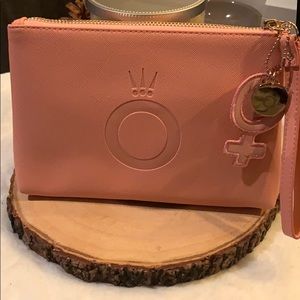 Pandora wristlet/storage combo **New***